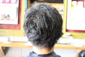 【切る前後ろ】男髪型夏ヘアメンズショートパーマスタイル